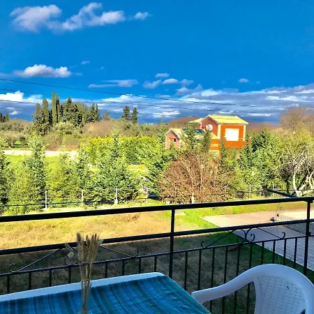 Casa de hóspedes In - Beautiful In Corfu With Swimming Pool